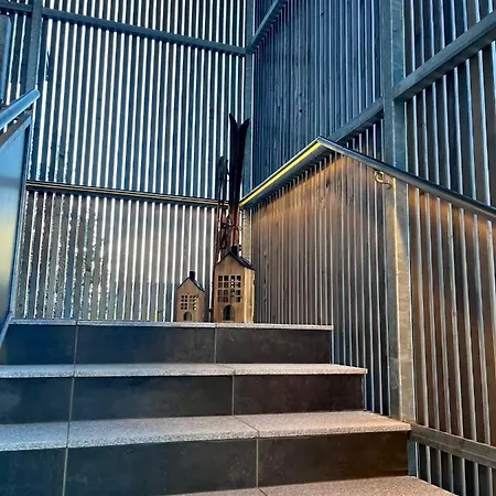Loft * 斯拉德明
