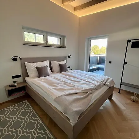 Loft * 斯拉德明